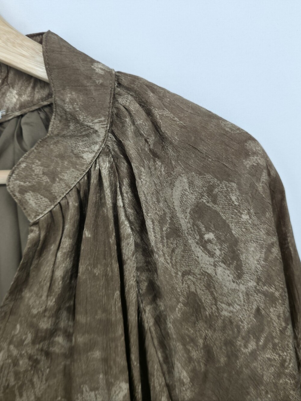 Umgee NWT Bronze Floral Jacquard Puff Sleeve Swing Bohemian Dress Size Medium - Picture 7 of 16